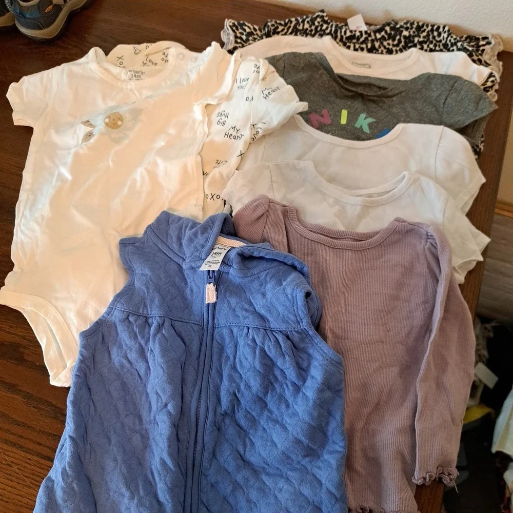 Toddler Girls 24M Clothing Lot Nike Carter's Garanimals Vest Tees 8pc Bundle